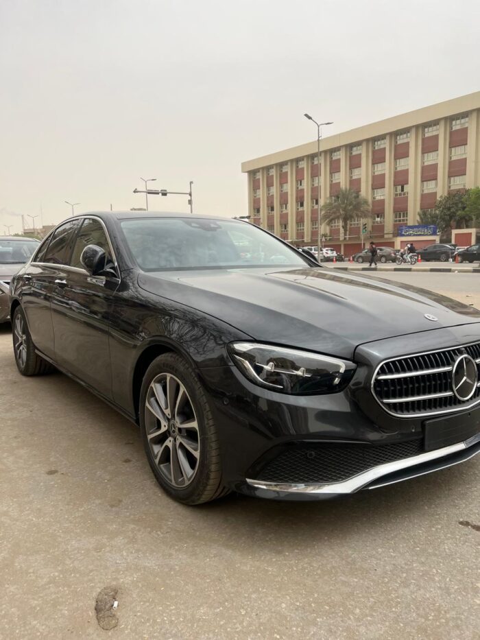⁦إيجار سيارة مرسيدس e200 موديل 2022⁩ - الصورة ⁦4⁩